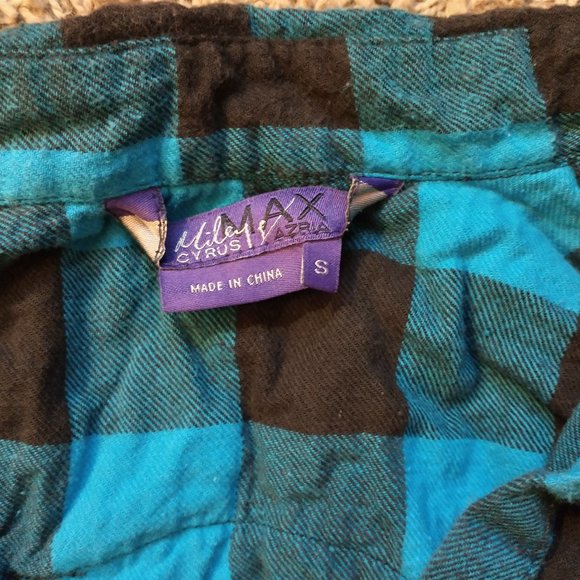 Miley Cyrus - Size Small - Blue and Black Flannel Button-Up Shirt - Picture 3 of 3